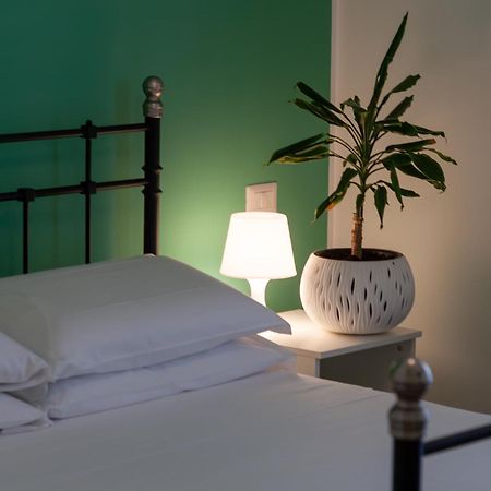 Magna Cura Bed & Breakfast โรม ภายนอก รูปภาพ
