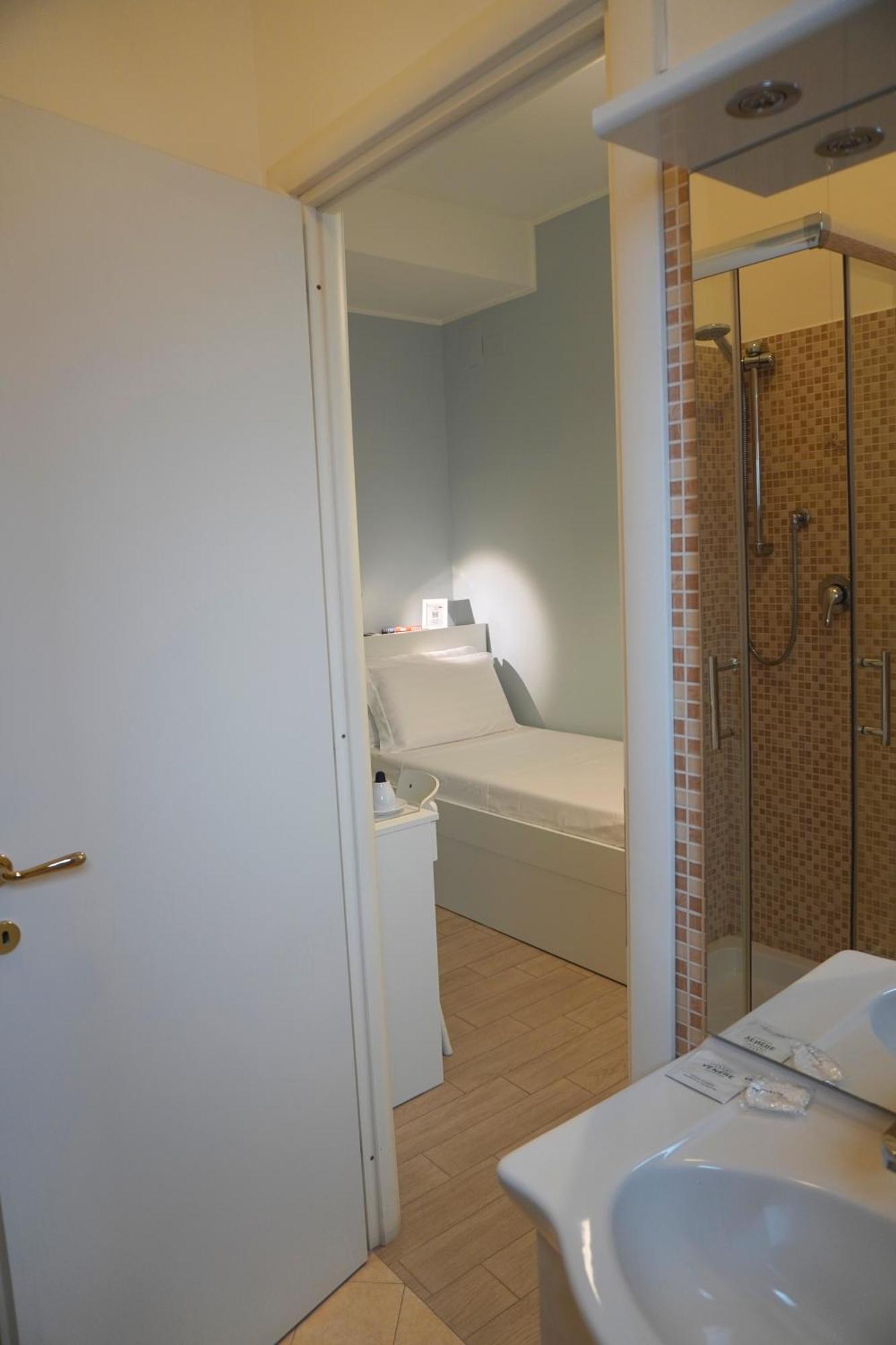 Magna Cura Bed & Breakfast โรม ภายนอก รูปภาพ